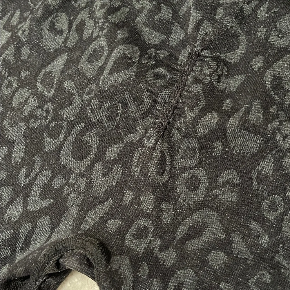 Gymshark Adapt Legging | Size Large - Picture 9 of 12